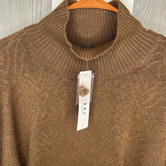 B12.05 NWT Tribal Mock Neck Jacquard Sweater (Plus Size) 1X • MSRP $98 - Picture 3 of 11